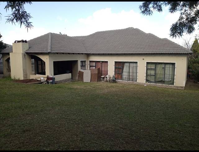 4 BEDROOM HOUSE FOR SALE IN VORNA VALLEY